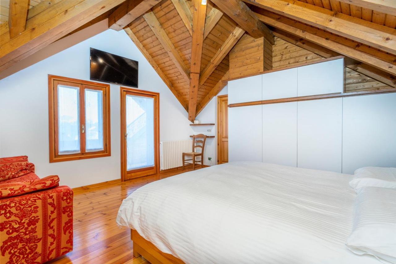 Panoramic House Carnia - Mountain View Apt With Parking And Terraces Villa Ligosullo Luaran gambar